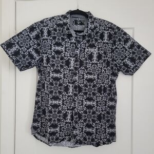 Men's Black and White Dress Shirt